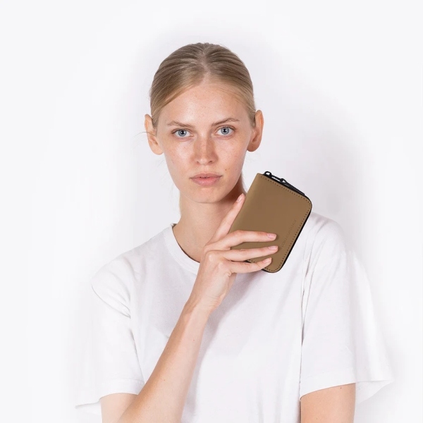 Denar Wallet Lotus Almond